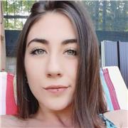 Diplomata al liceo linguistico con 90/100, offro lezioni o aiuto compiti online di inglese. Certificazione linguistica  First certificate , livello C1